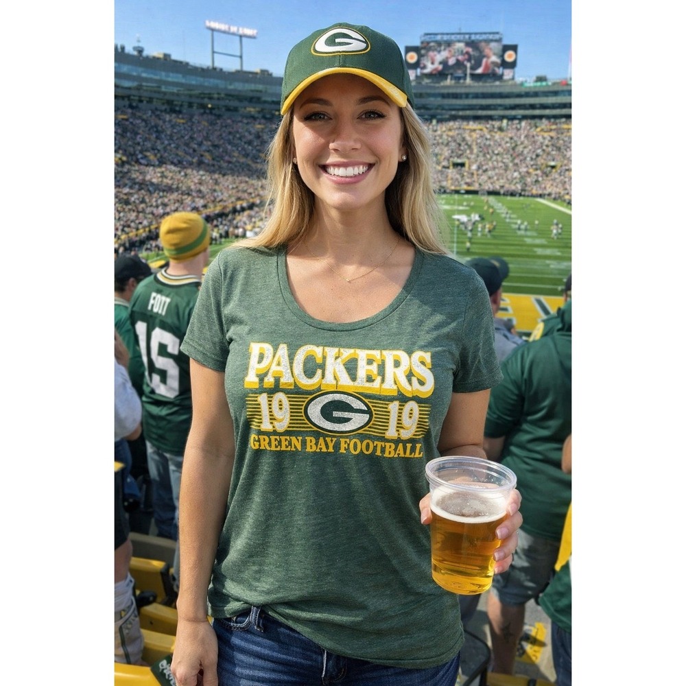 NFL Green Bay Packers Womens Football T-Shirt Team Apparel Small‎